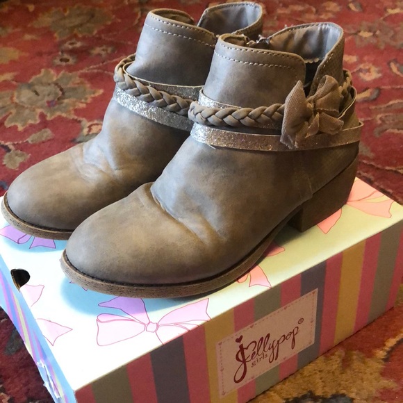 VGUC Jellypop Starla Ankle Bootie - Picture 9 of 14
